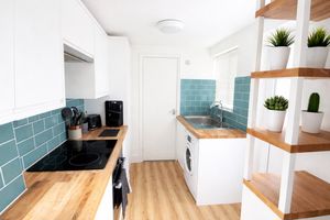 Photo 1- click for photo gallery